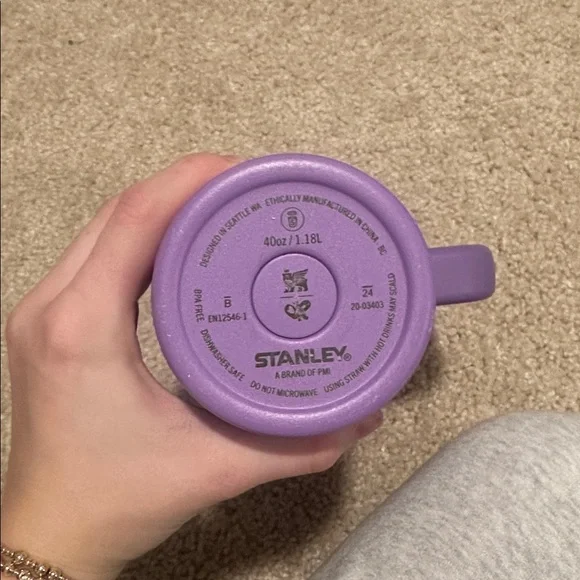 Limited edition Olivia Rodrigo Stanley Purple Star & Butterfly - Picture 3 of 3